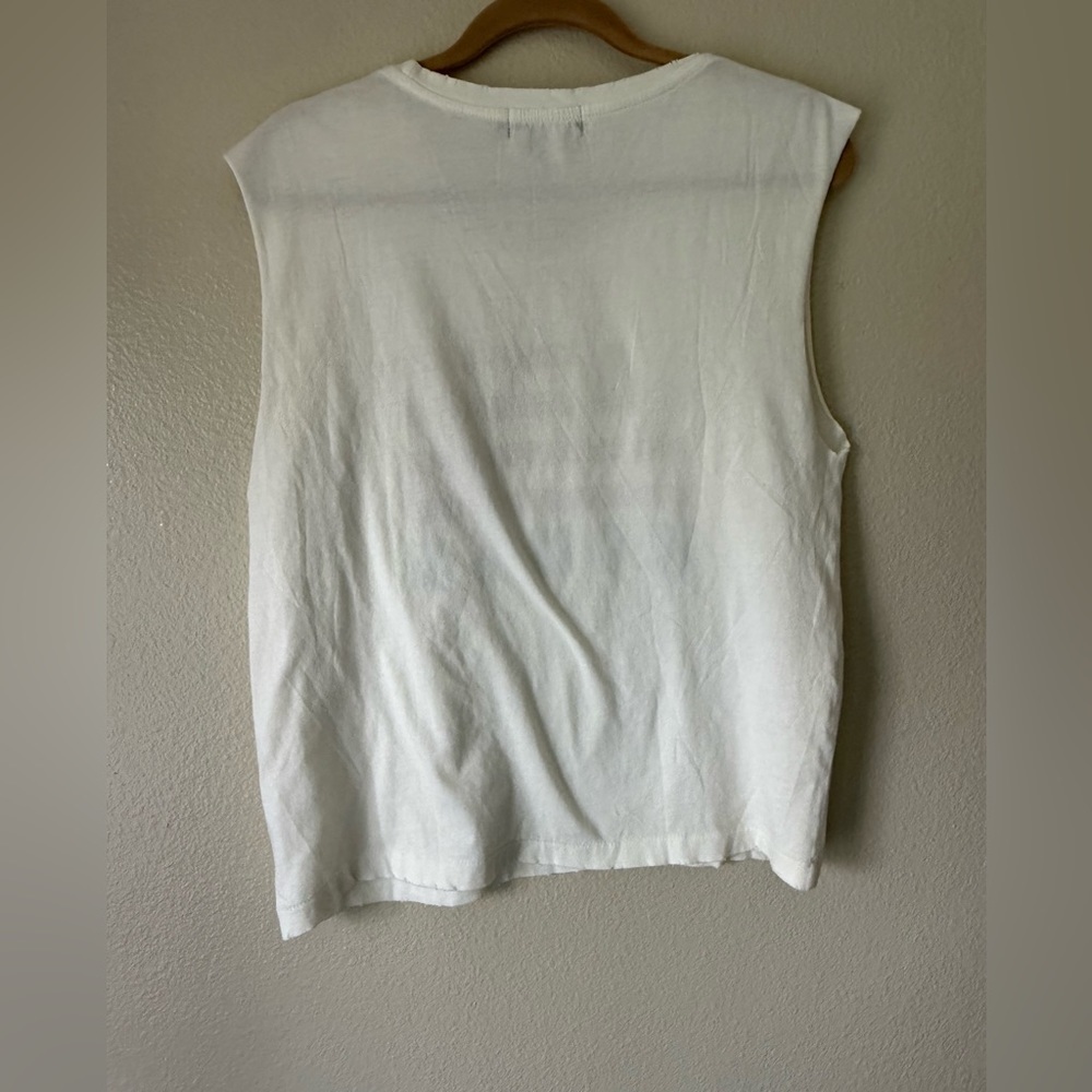 STYLESTALKER Distressed Tee - Picture 5 of 5